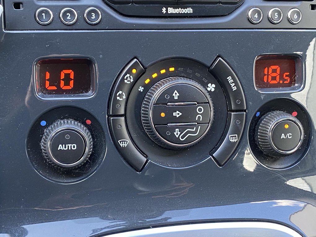 Peugeot 5008 1.6 16V 