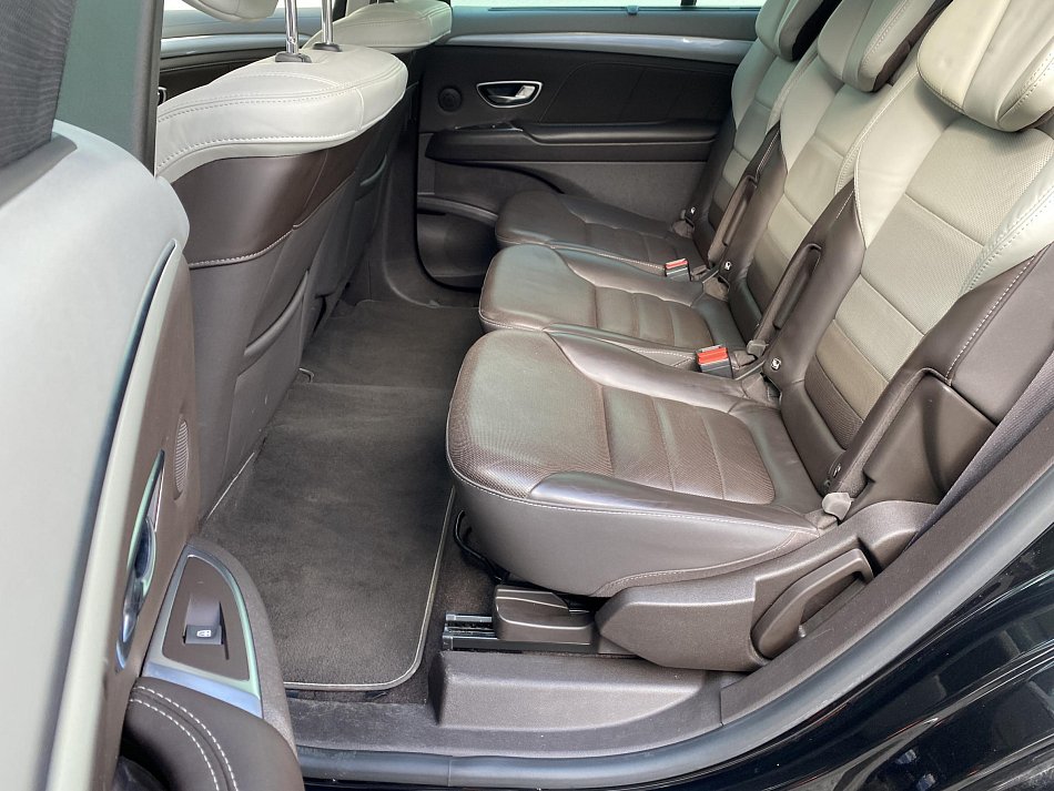 Renault Espace 1.6 DCi Initiale Paris 7míst