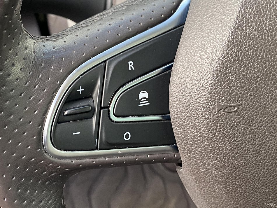 Renault Espace 1.6 DCi Initiale Paris 7míst