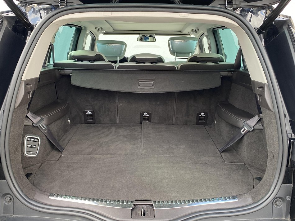 Renault Espace 1.6 DCi Initiale Paris 7míst