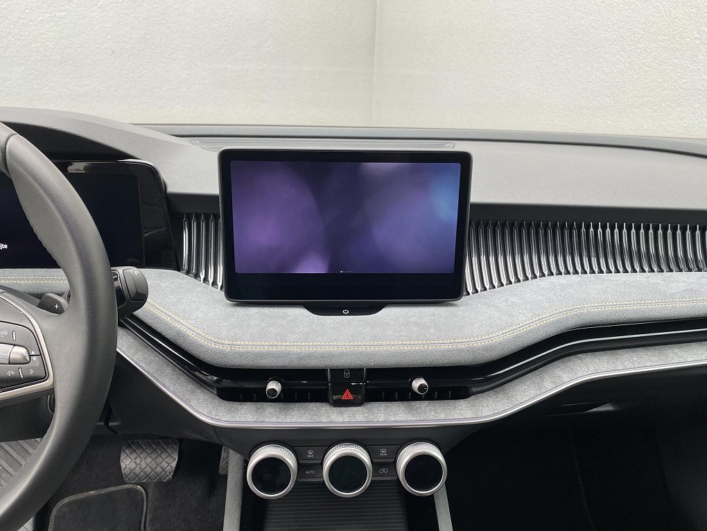 Škoda Superb IV 2.0 TDi Selection