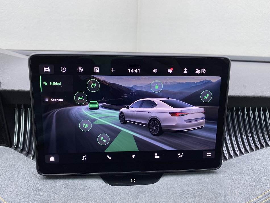 Škoda Superb IV 2.0 TDi Selection