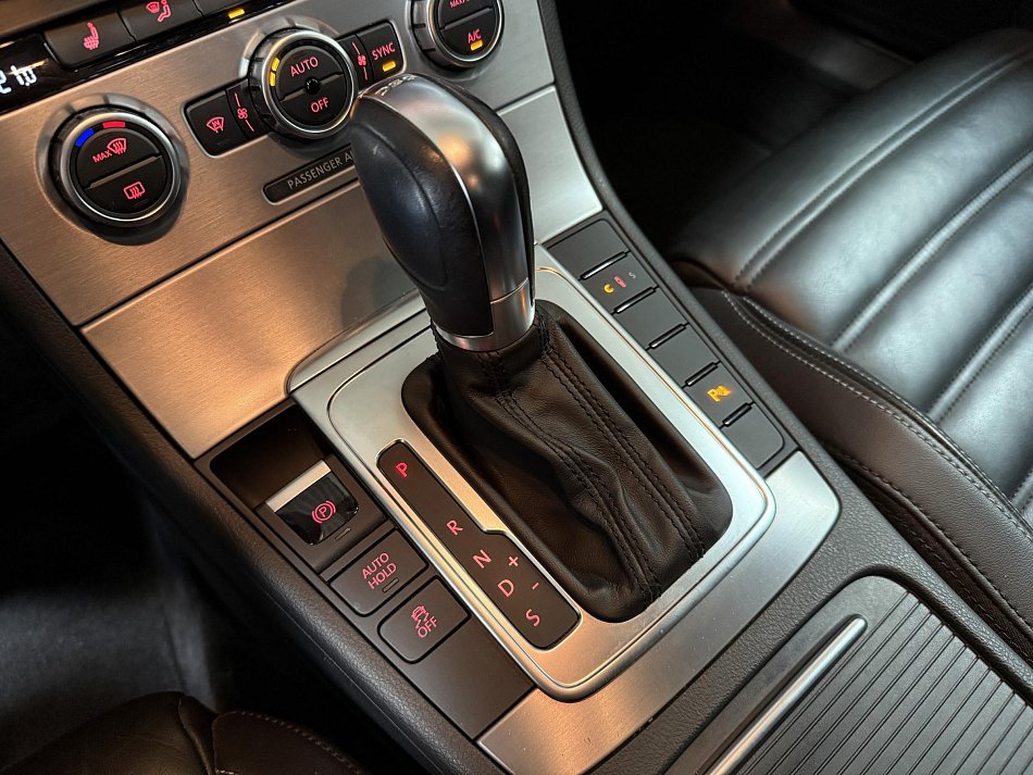 Volkswagen CC 2.0TSi 