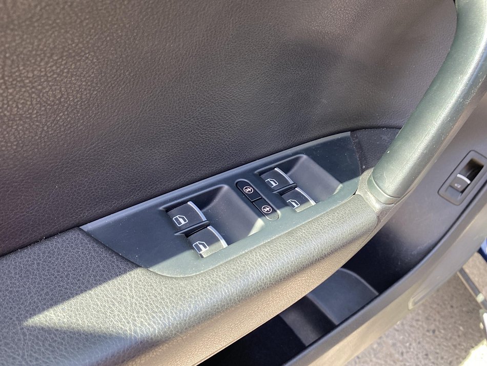 Volkswagen Touareg 3.0 TDi V6  4x4