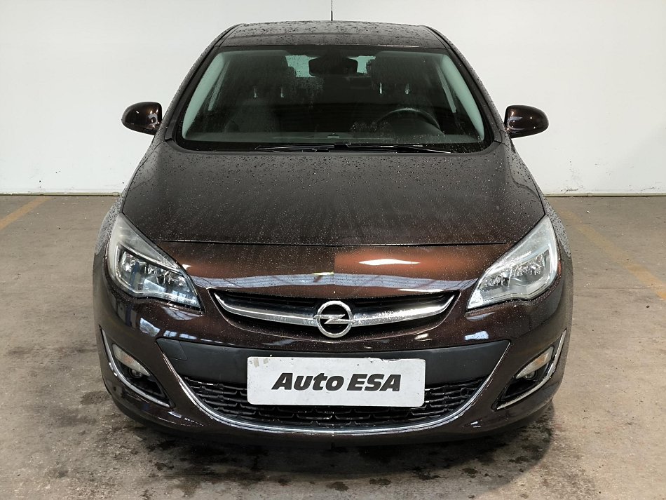 Opel Astra 1.4T 