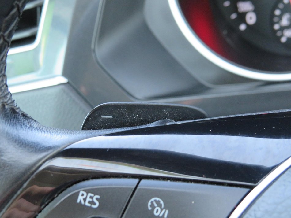 Volkswagen Tiguan 2.0 TDi 