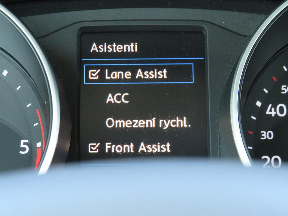Volkswagen Tiguan 2.0 TDi 