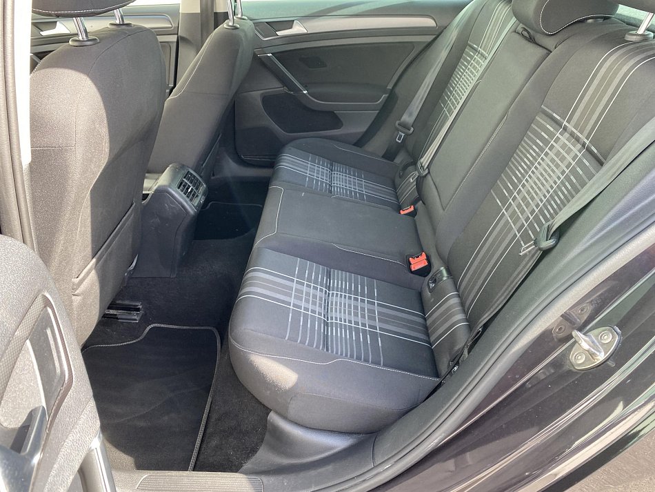 Volkswagen Golf 1.2 TSi Lounge