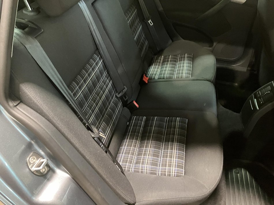 Škoda Octavia II 1.6 TDi  4x4