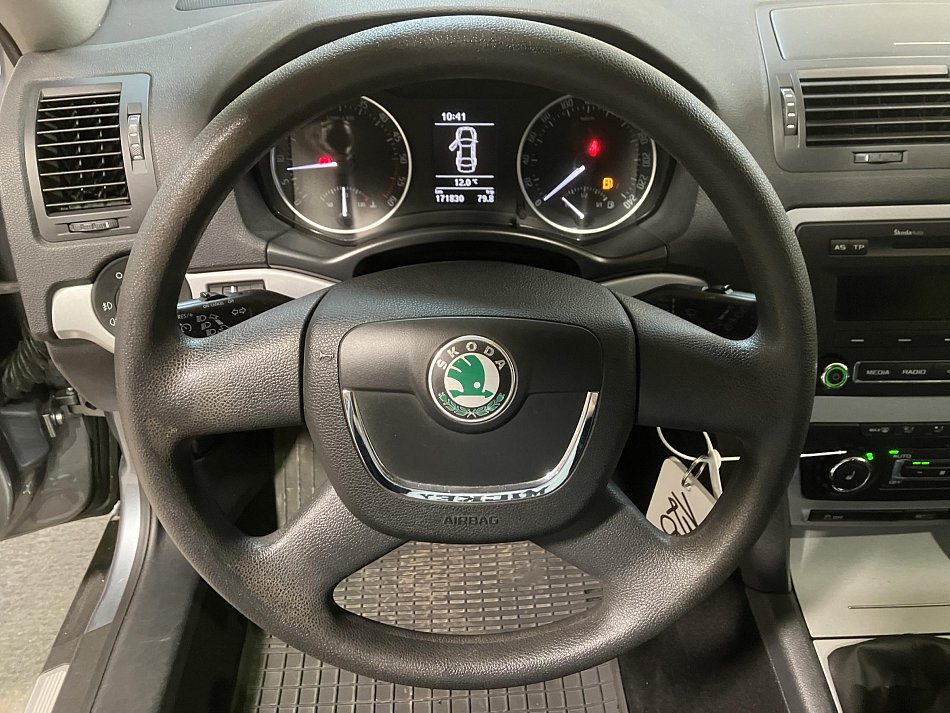 Škoda Octavia II 1.6 TDi  4x4