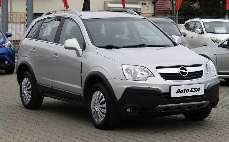 Opel Antara 2.4i 