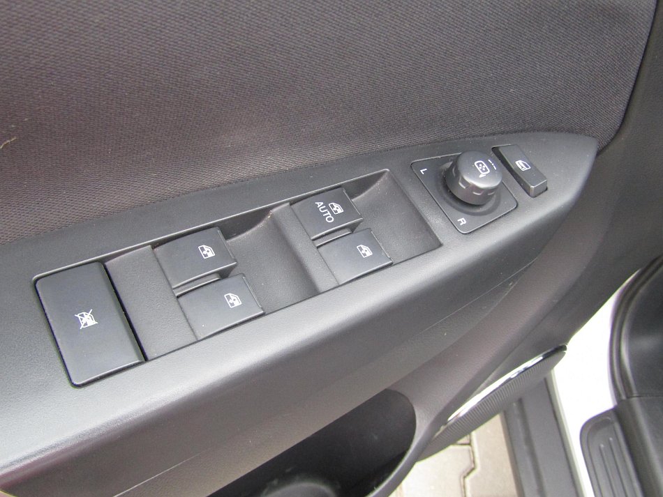 Opel Antara 2.4i 