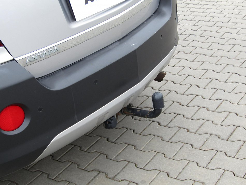 Opel Antara 2.4i 