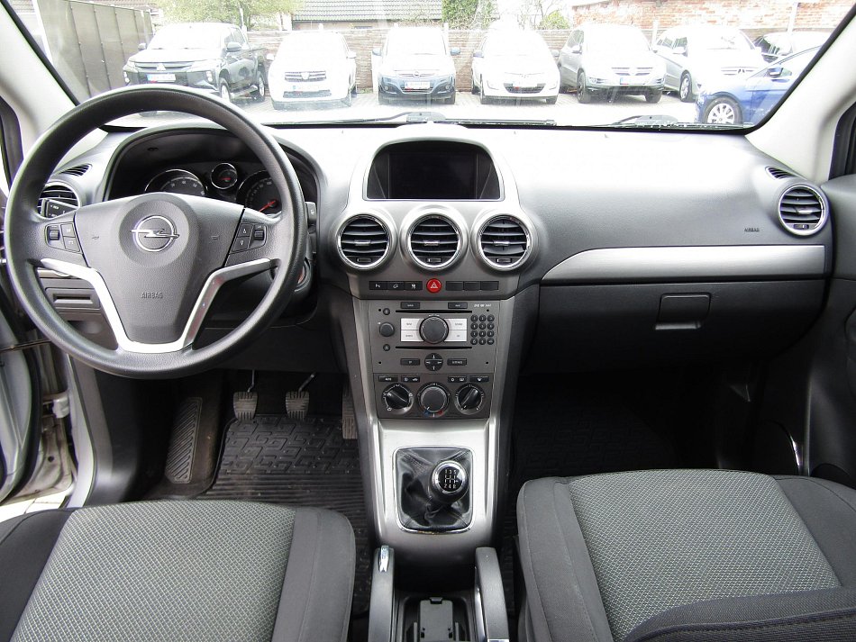 Opel Antara 2.4i 