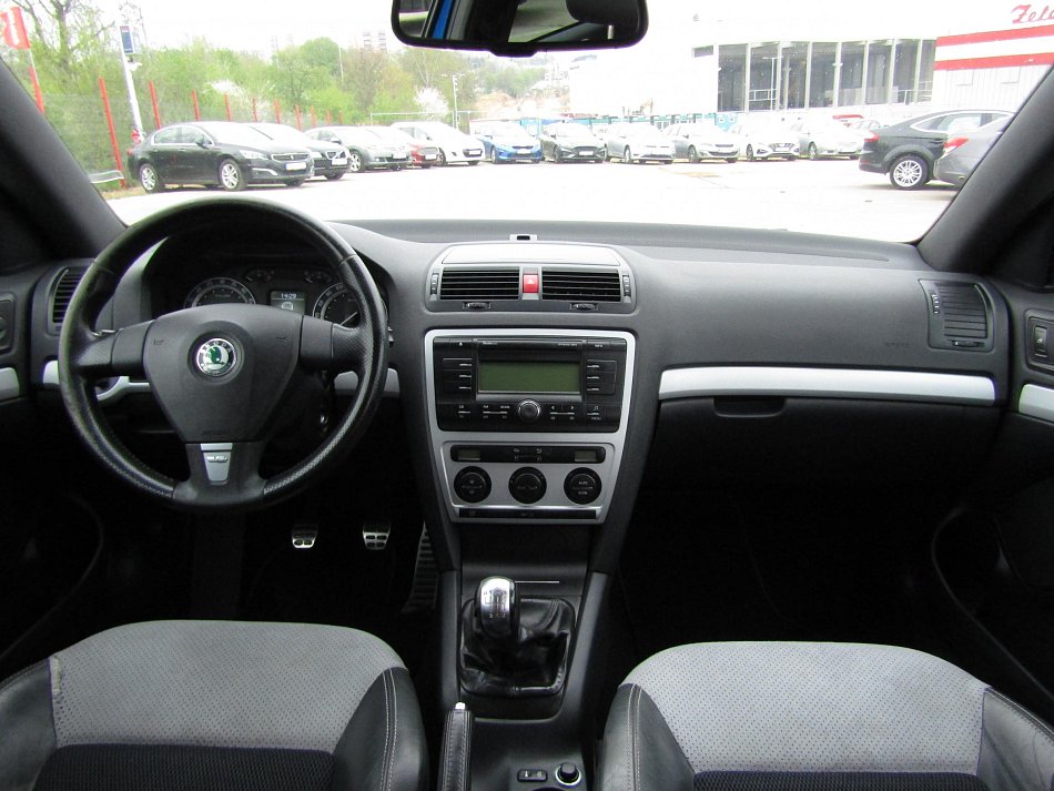 Škoda Octavia II 2.0 TDi RS