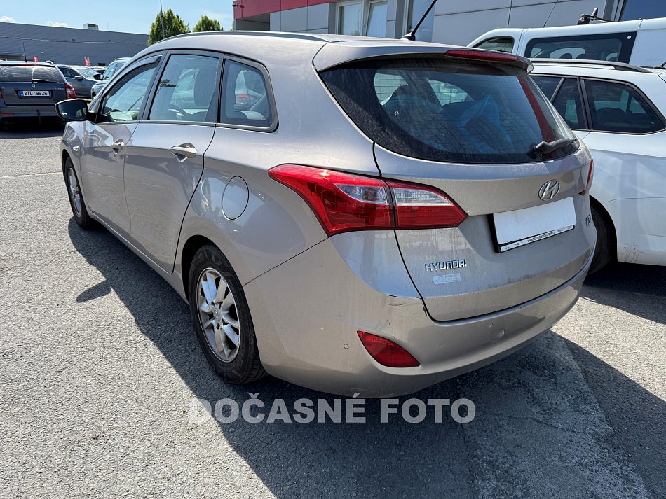 Hyundai I30 1.6i 