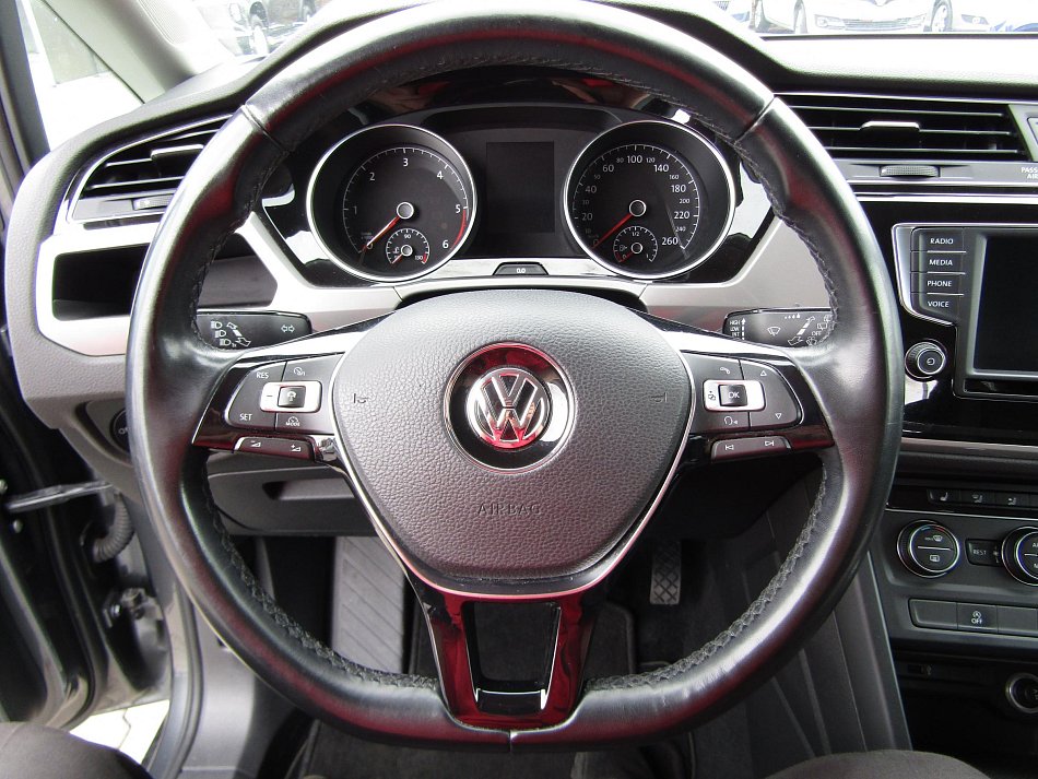 Volkswagen Touran 1.6 TDi 