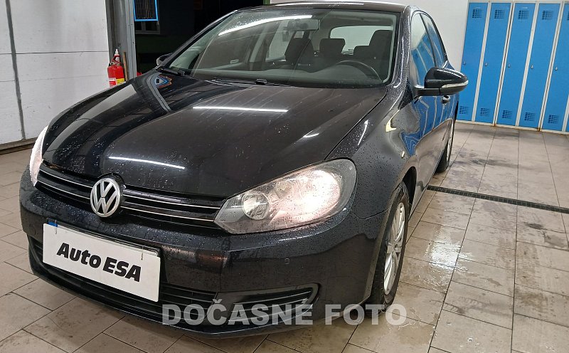 Volkswagen Golf 1.6 TDi 