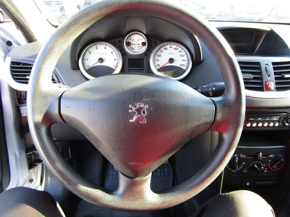 Peugeot 207 1.4i 