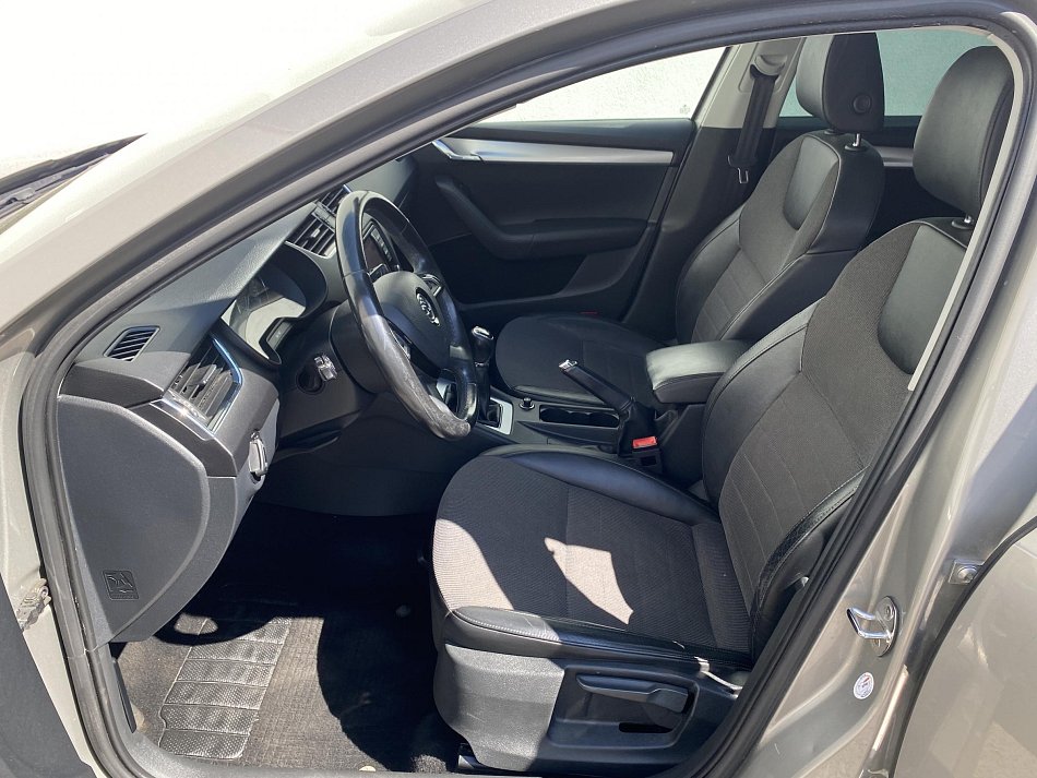 Škoda Octavia III 1.8 TSi Elegance