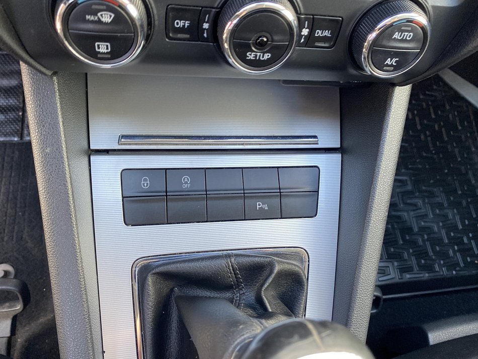 Škoda Octavia III 1.8 TSi Elegance