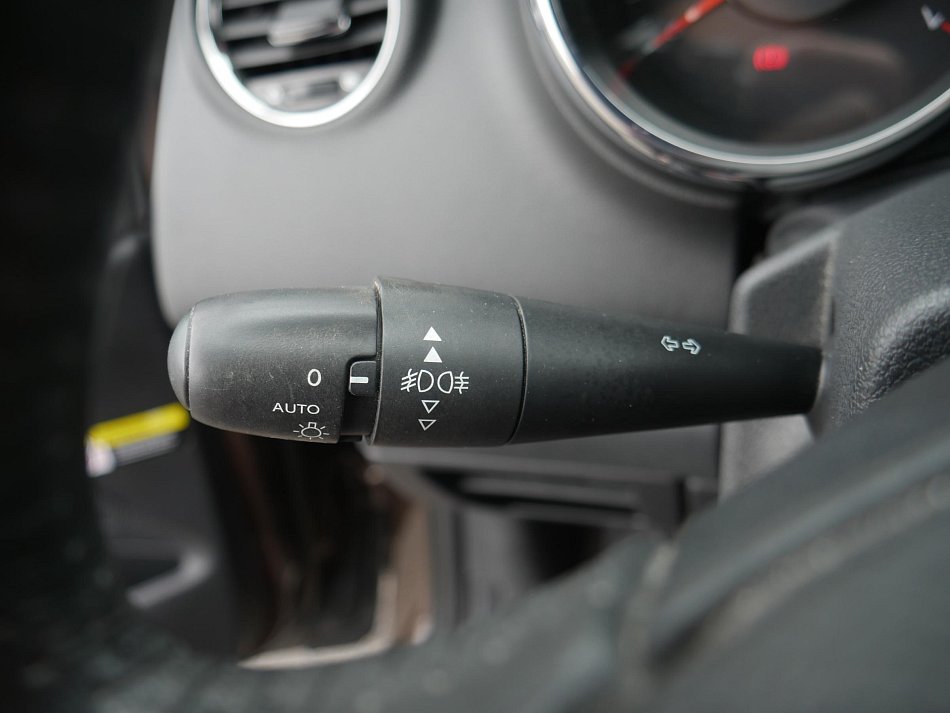 Peugeot 5008 1.6i 