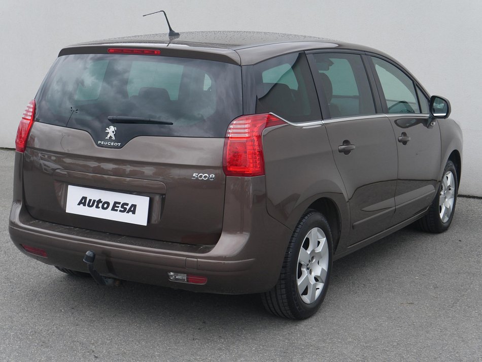Peugeot 5008 1.6i 