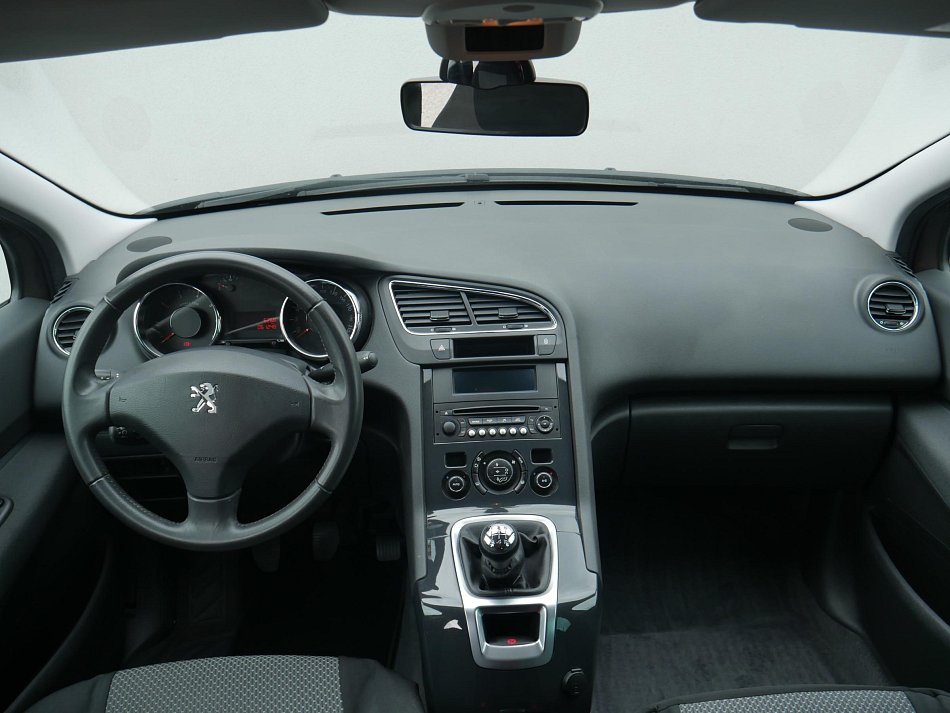 Peugeot 5008 1.6i 