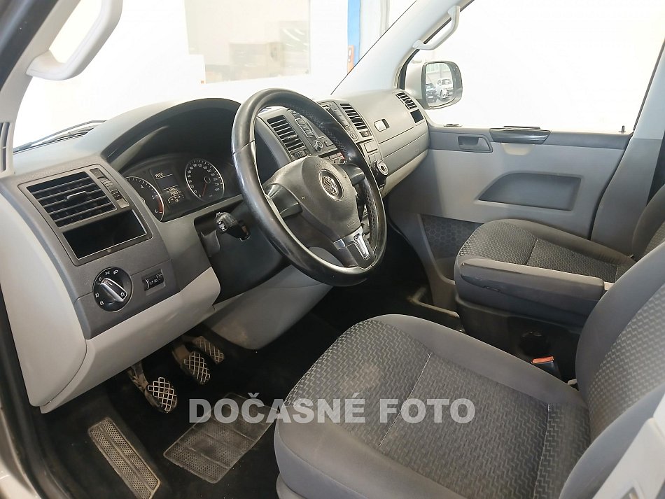 Volkswagen Transporter 2.0TDi 