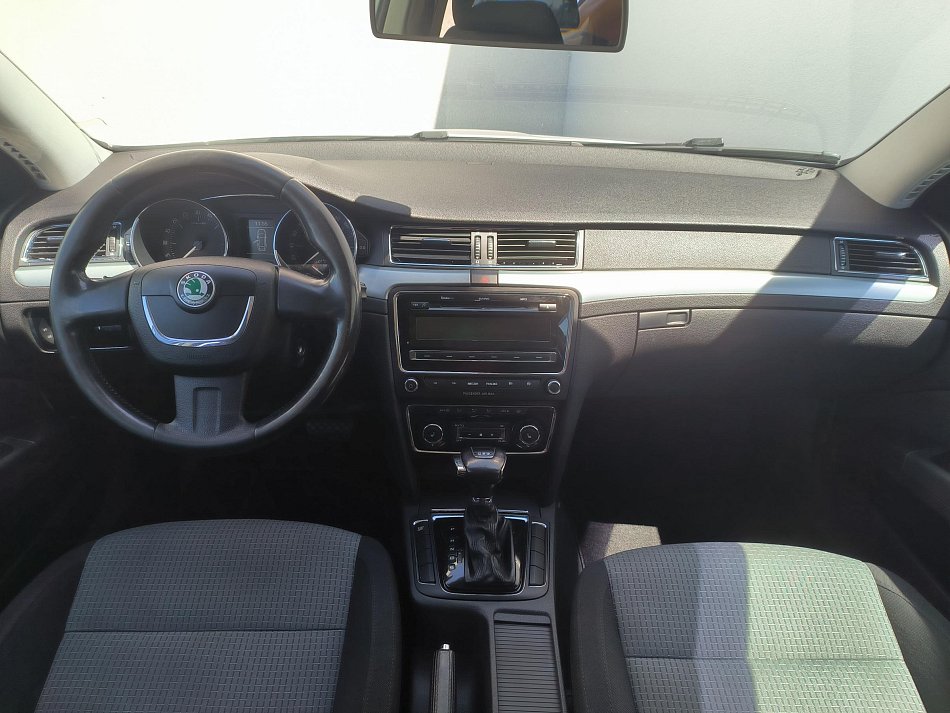 Škoda Superb II 2.0 TDi Ambiente