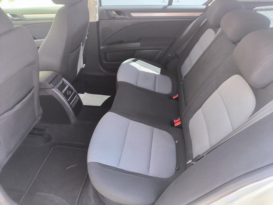 Škoda Superb II 2.0 TDi Ambiente