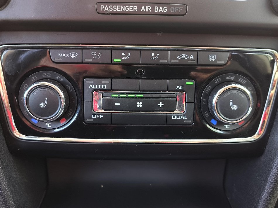 Škoda Superb II 2.0 TDi Ambiente