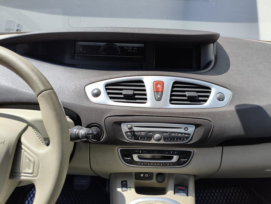 Renault Scénic 1.5 dCi 