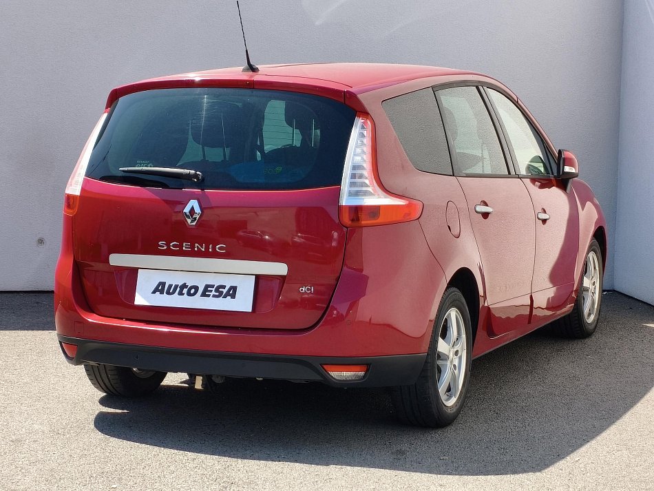 Renault Scénic 1.5 dCi 