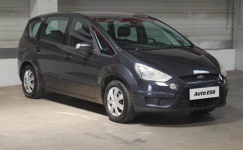 Ford S-MAX 2.0i 