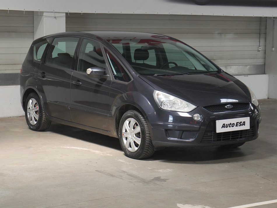 Ford S-MAX 2.0i 