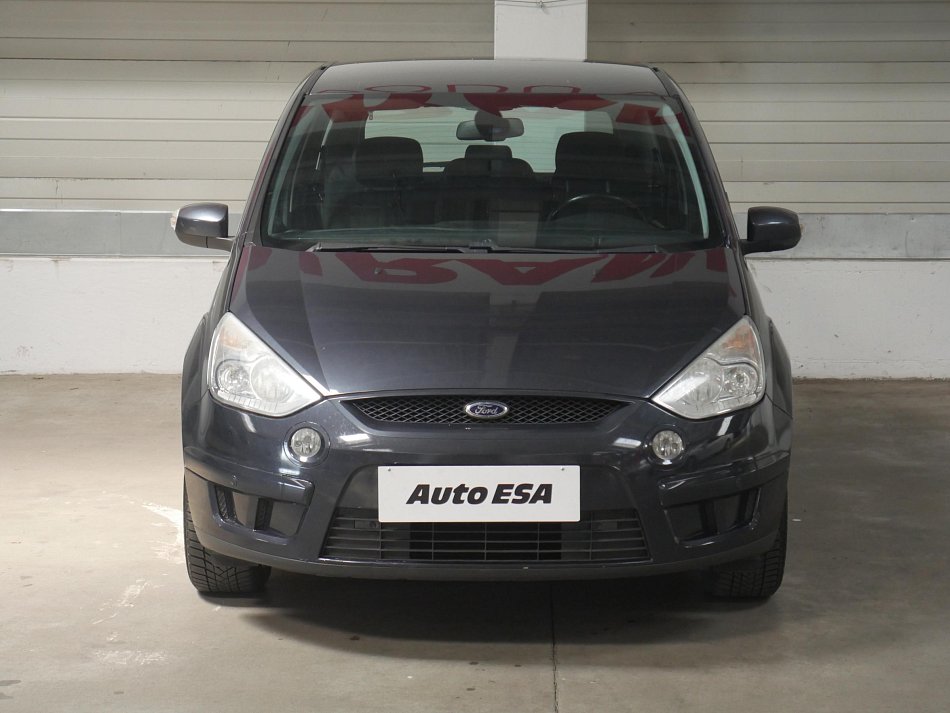 Ford S-MAX 2.0i 
