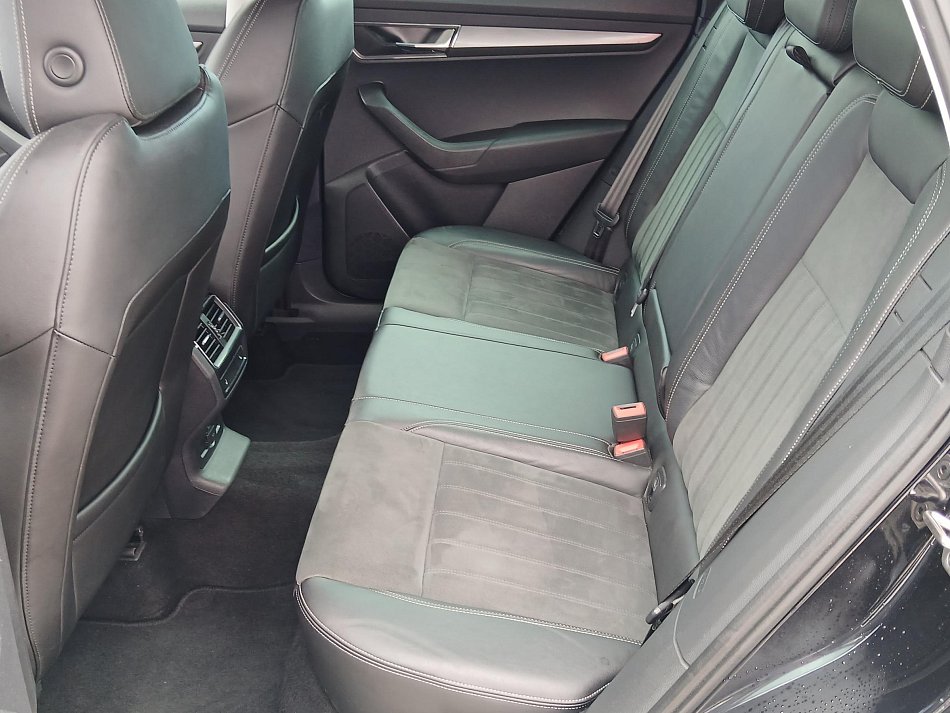 Škoda Karoq 2.0TSi 