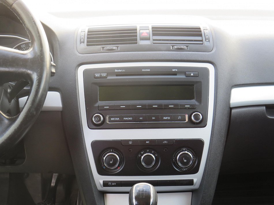 Škoda Octavia II 1.6TDi Ambiente