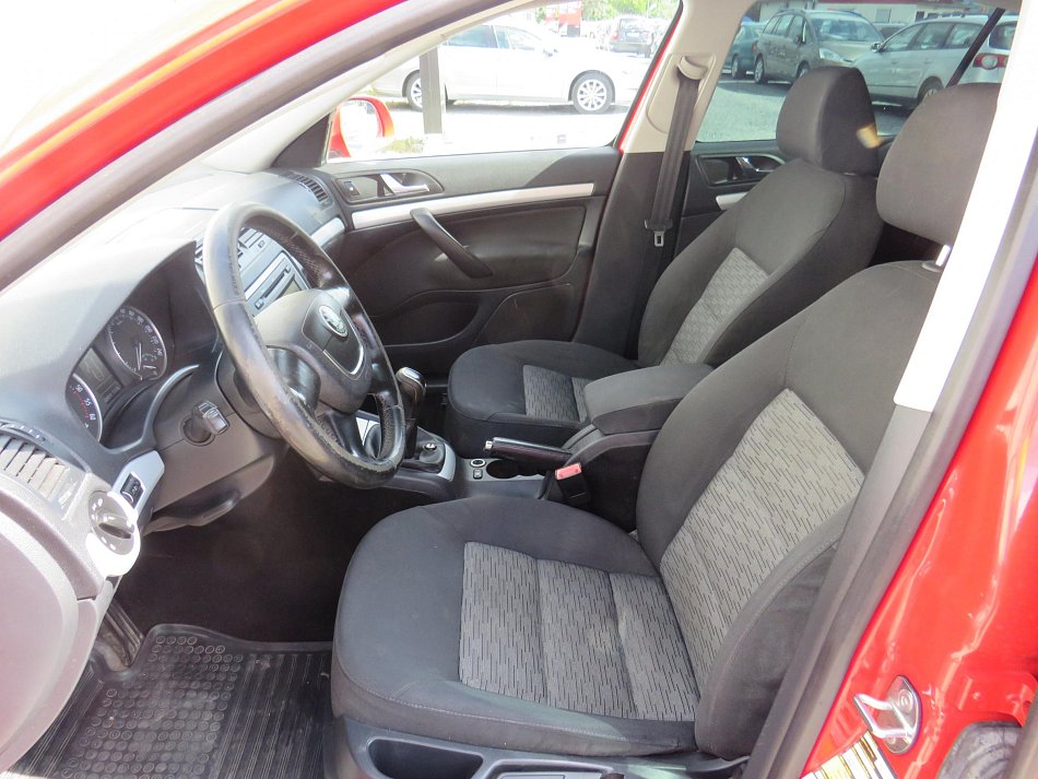 Škoda Octavia II 1.6TDi Ambiente