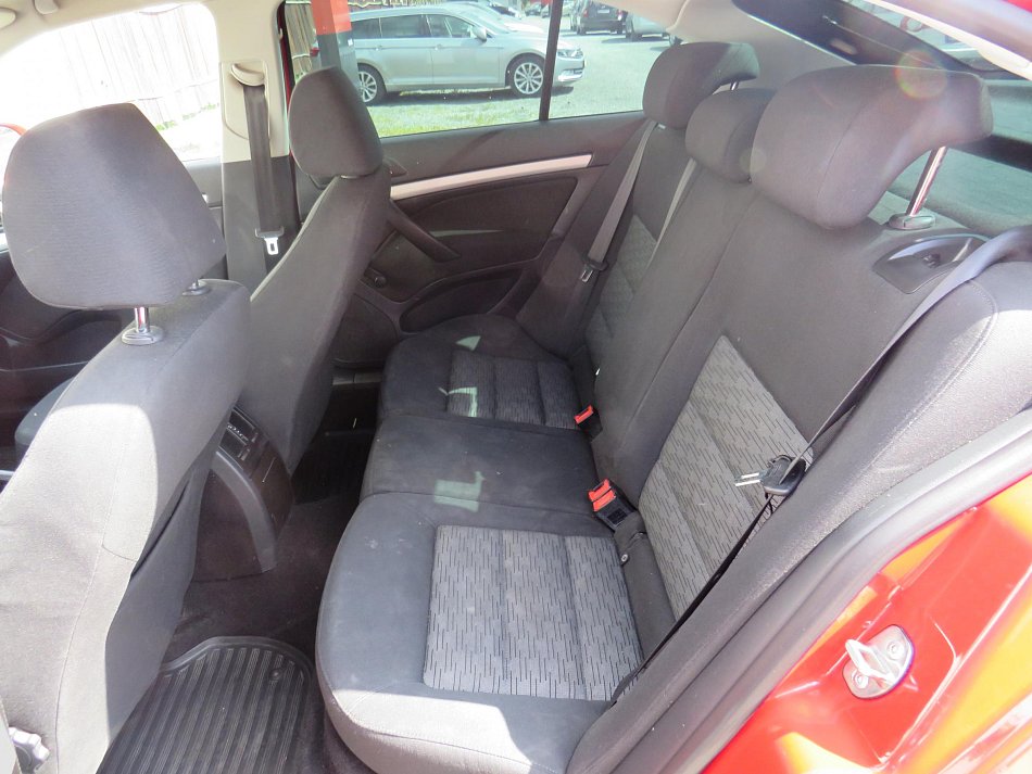 Škoda Octavia II 1.6TDi Ambiente
