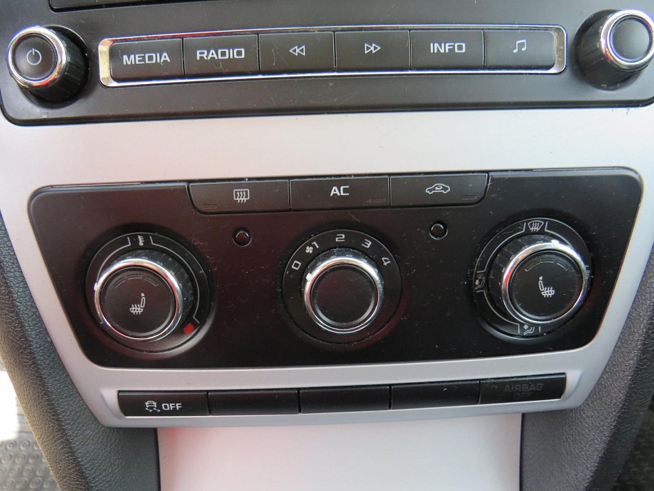 Škoda Octavia II 1.6TDi Ambiente