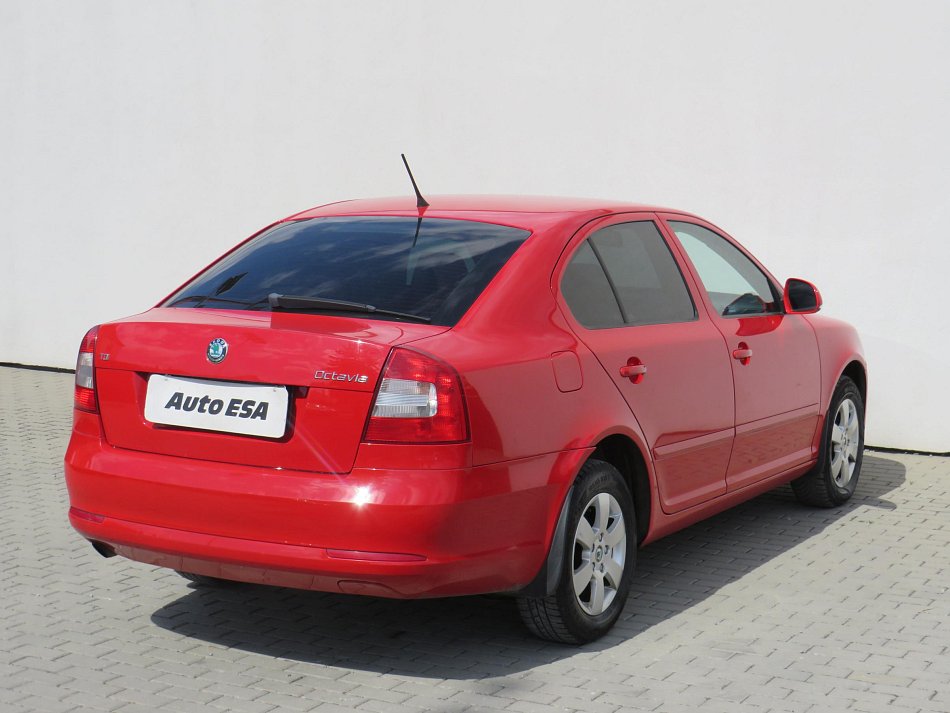 Škoda Octavia II 1.6TDi Ambiente