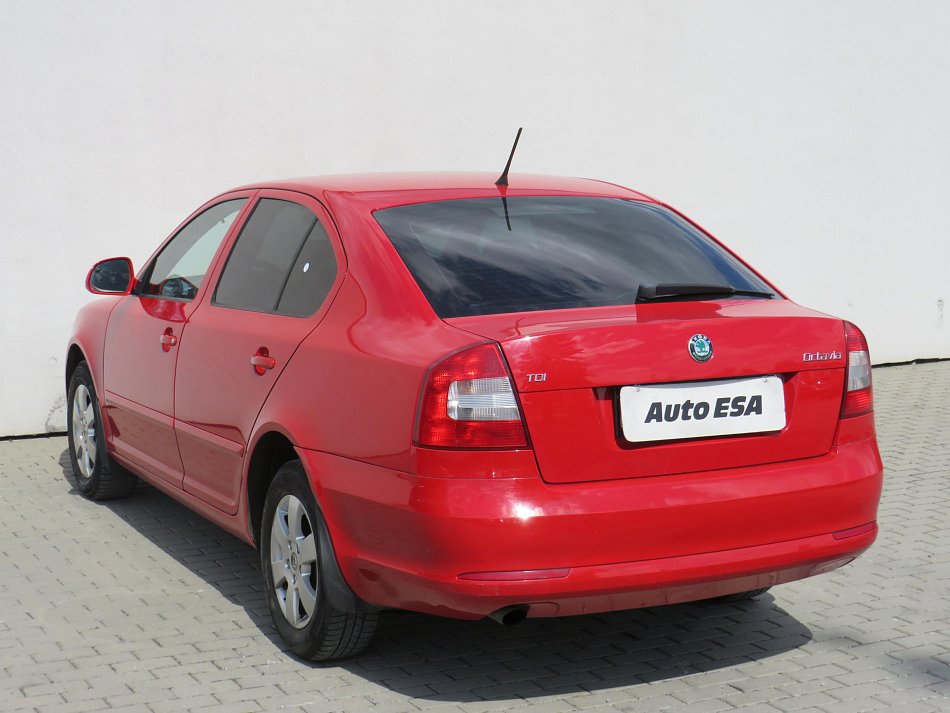 Škoda Octavia II 1.6TDi Ambiente