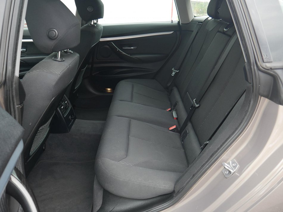 BMW Řada 3 2.0d  320D XDRIVE GRAN TURISMO
