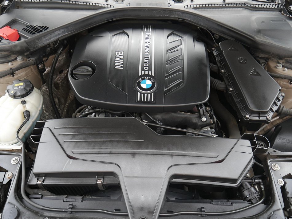 BMW Řada 3 2.0d  320D XDRIVE GRAN TURISMO