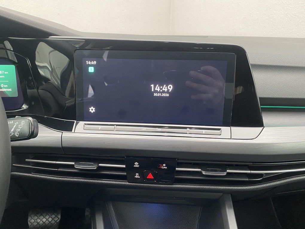 Volkswagen Golf 1.5 e-TSi Style