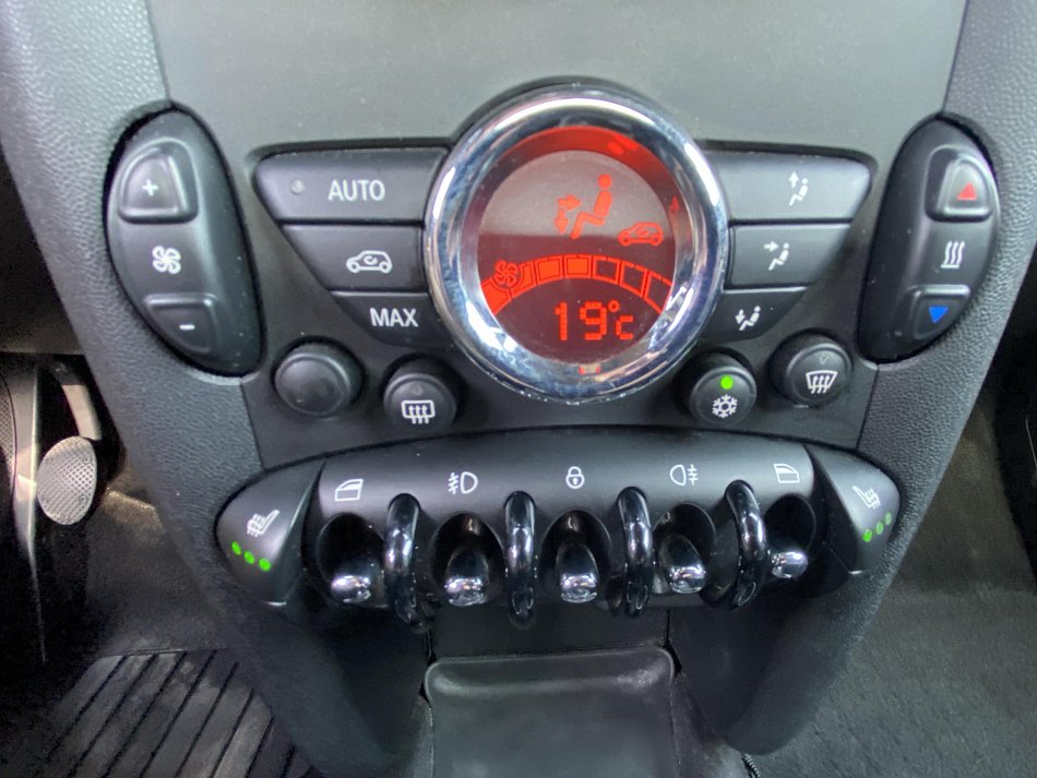 Mini Cooper 1.6 i 