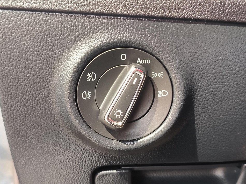 Škoda Superb III 2.0 TDi Ambition