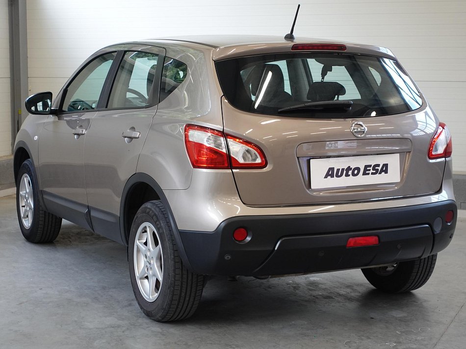 Nissan Qashqai 1.6i 